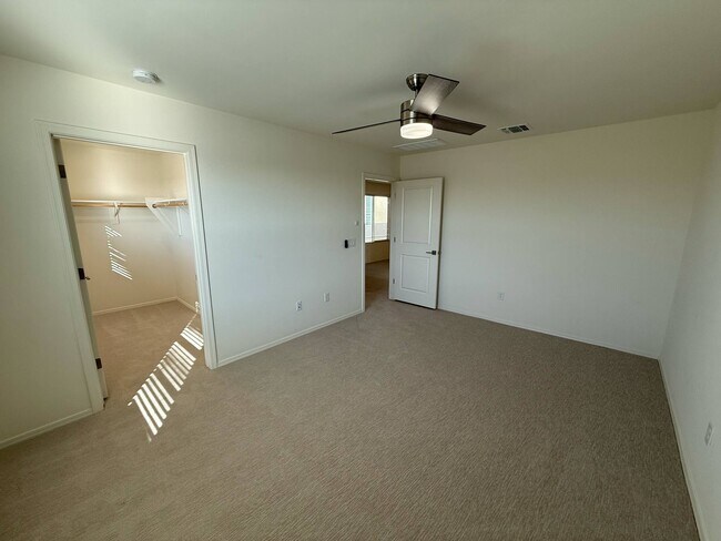 Building Photo - 14260 E Placita Lago Verde