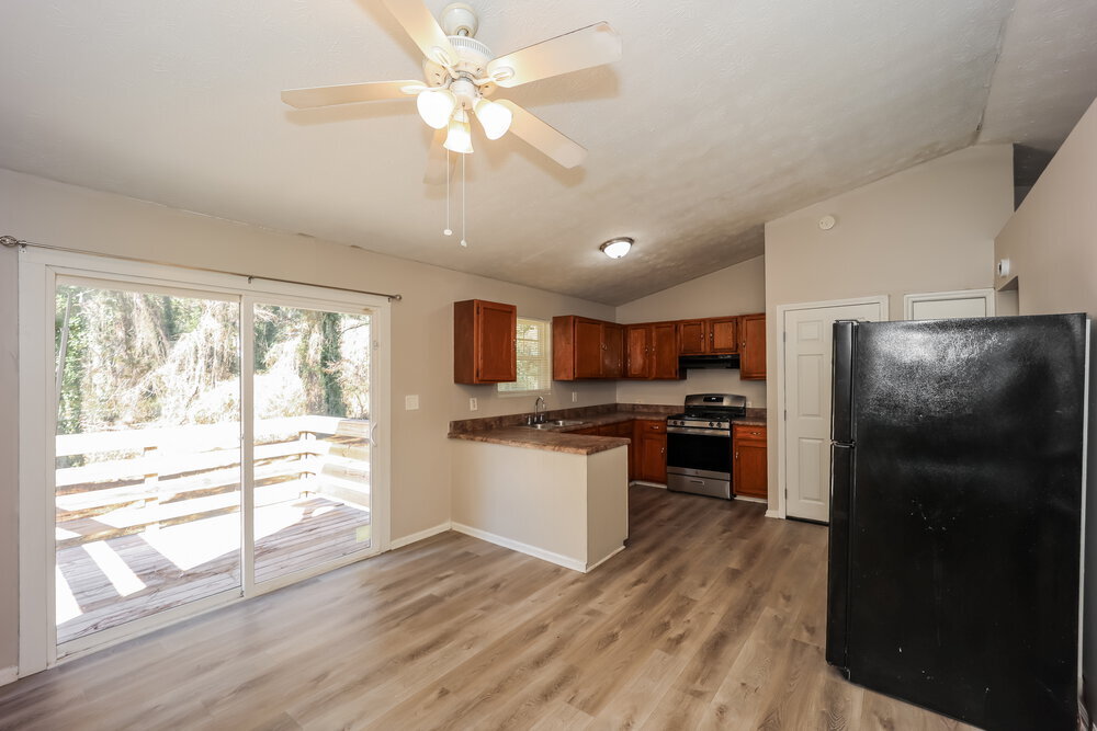 Building Photo - 2465 Fairway Cir SW