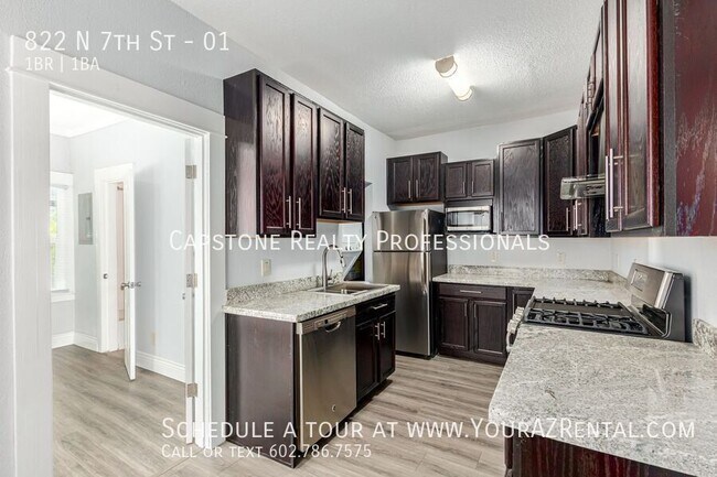 Building Photo - Charming Downtown 1 Bedroom 1 Bath!