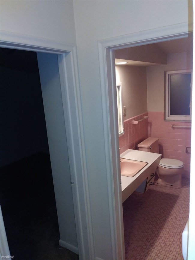 Building Photo - 3 br, 1.5 bath House - 18603 Flamingo Blvd
