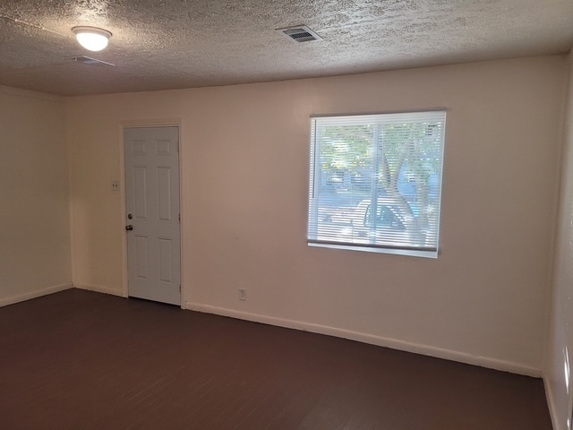 Building Photo - 123 Vinson Dr