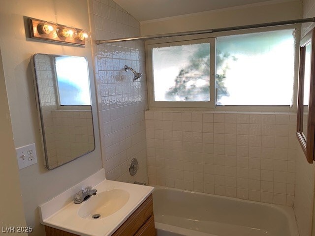 Building Photo - 5609 Evergreen Ave