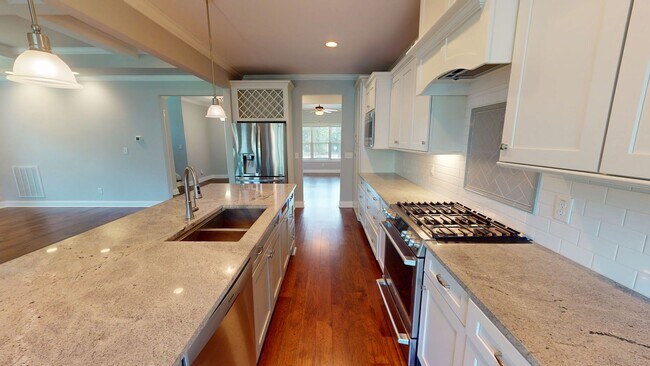 Building Photo - Custom Build in Whispering Pines!