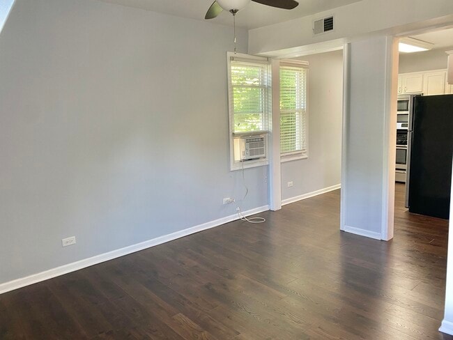 Building Photo - 914 Clay St