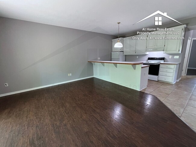 Building Photo - 997 Boulder Ct