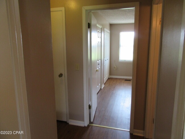 Building Photo - 5414 Manzonita Dr