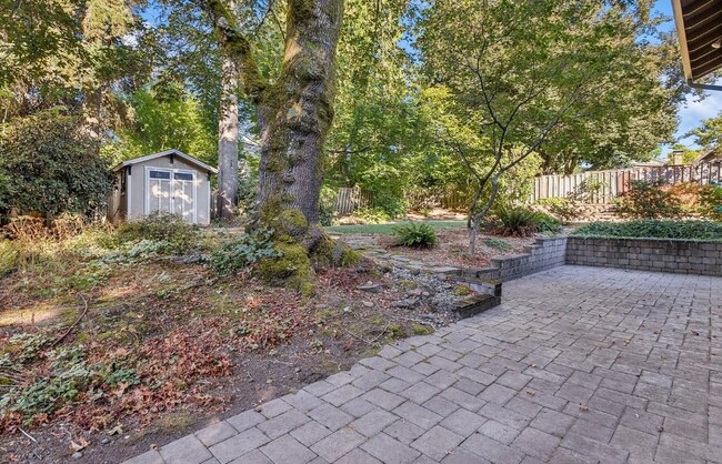 Building Photo - 2583 Pimlico Dr