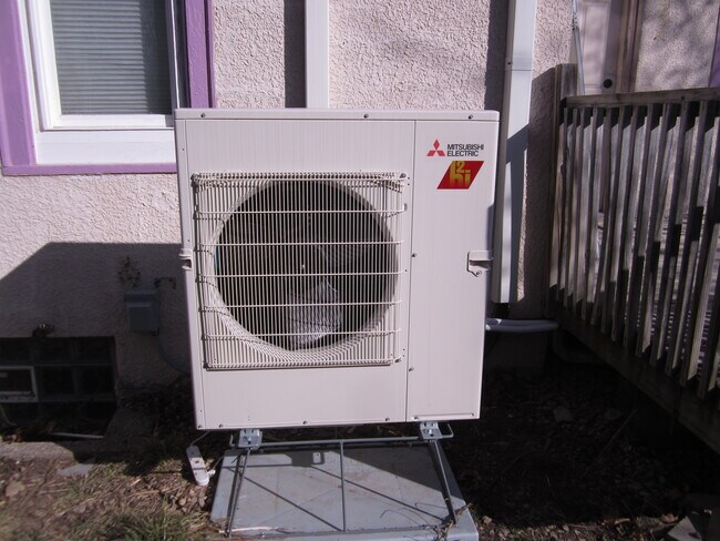 Hybrid Heat and A/C - 3622 Humboldt Ave N