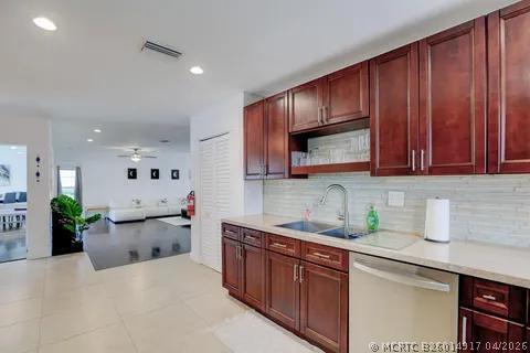 Building Photo - 3170 NW 68th Ct