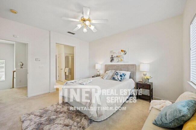 Building Photo - Gorgeous Home in Beautiful Folsom Community