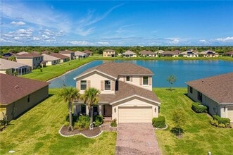 Building Photo - 10120 Verona Manor