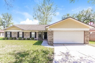 Building Photo - 11690 Cherry Bark Dr W