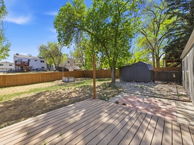 Building Photo - Beautiful Home in Central Fort Collins Location!