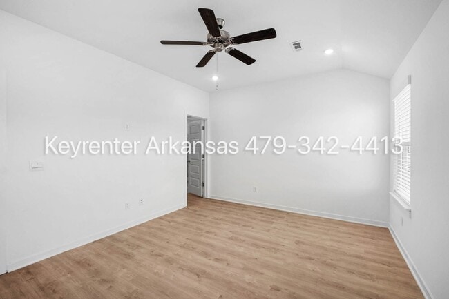 Building Photo - Bright, Open & Beautifully Designed 3-Bedroom Home