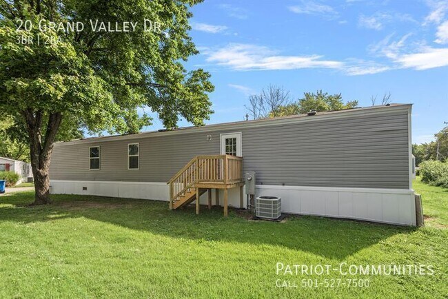 Building Photo - 20 Grand Valley Dr