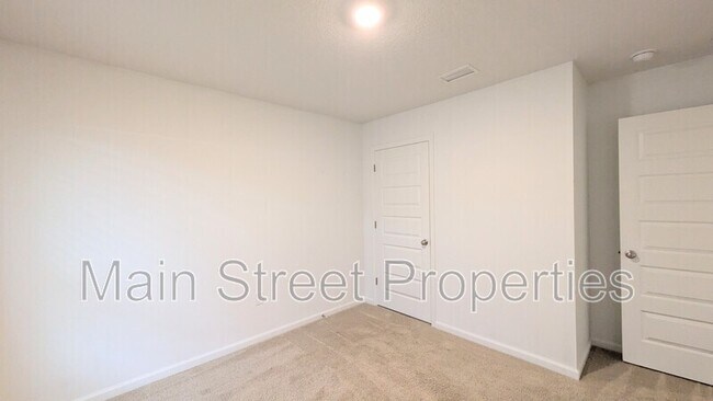Building Photo - 10557 Queens Gate Cir