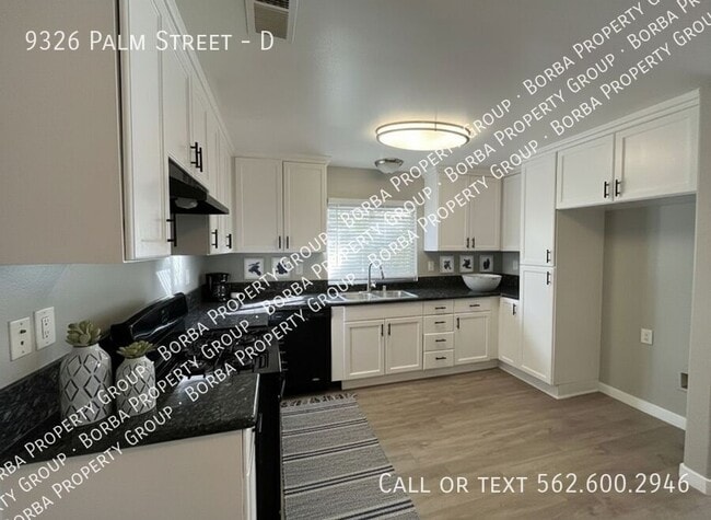 Building Photo - 9326 Palm St