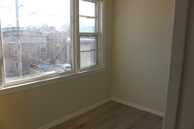 Building Photo - 9119 La Crosse Ave