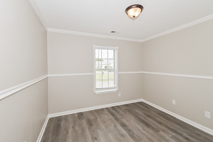 Building Photo - 9048 Gavin Dr