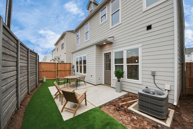 Building Photo - 22018 Norwood Groves Dr