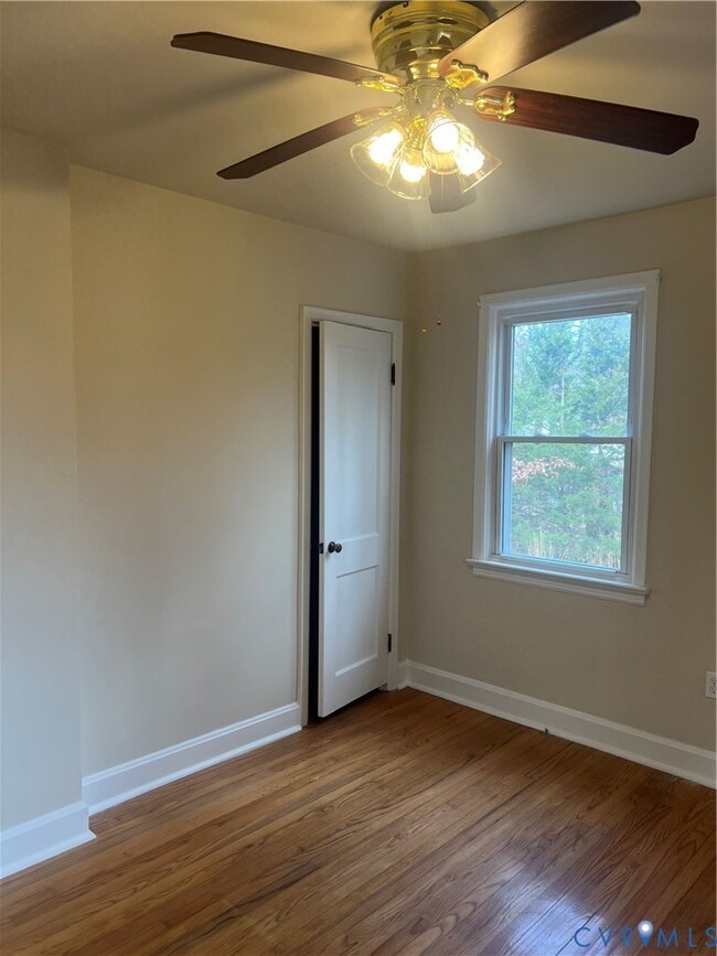 Building Photo - 14211 Bermuda Ave