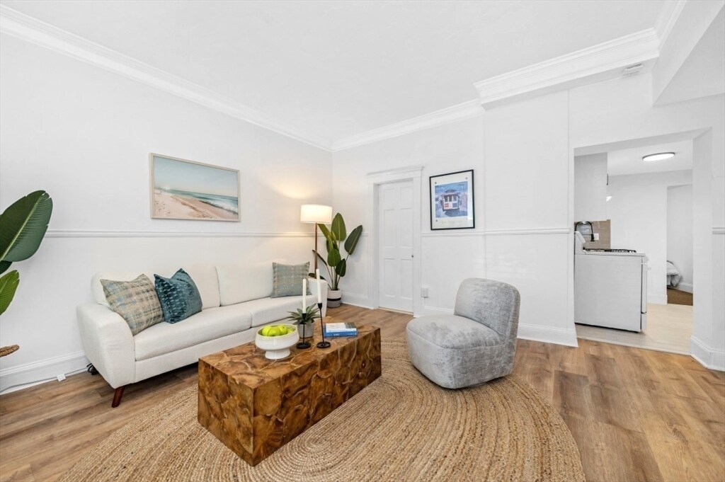 Building Photo - 345 Commonwealth Ave