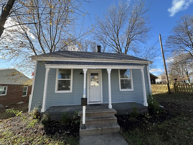 Primary Photo - 3 bedroom House in Downtown Boonville