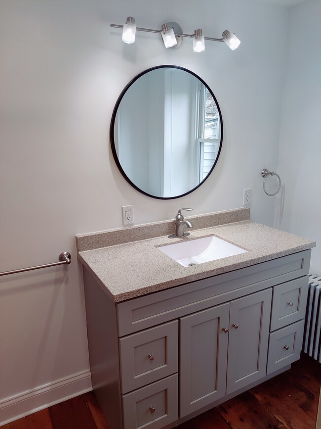 Custom bath - 1009 Reading Ave