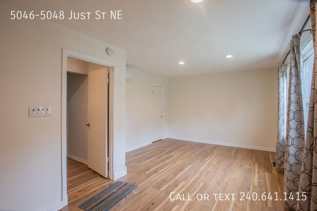 Building Photo - 5046-5048 Just St NE-