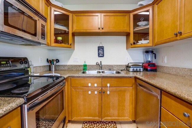 Building Photo - 6602 Beadnell Way