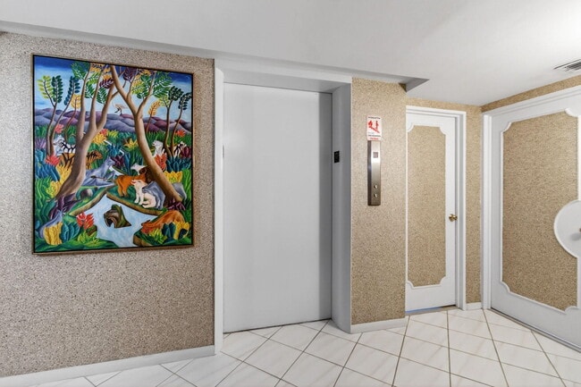 Building Photo - 1200 S Ocean Blvd