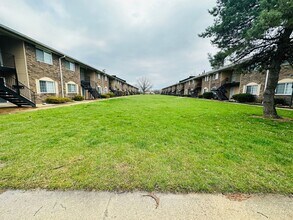 Building Photo - Discover the Best of Lawrence Living at Br...