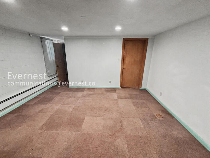 Building Photo - 3366 W 55th Pl