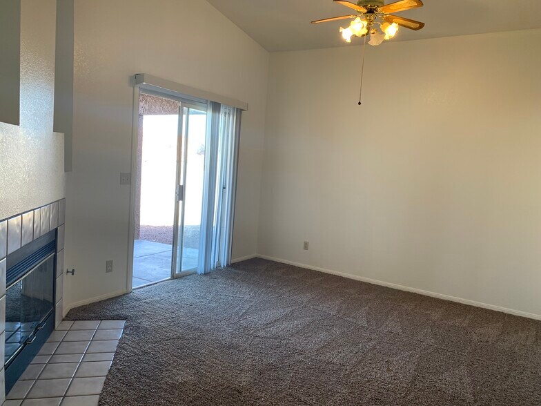 Building Photo - 1636 Palmae Way