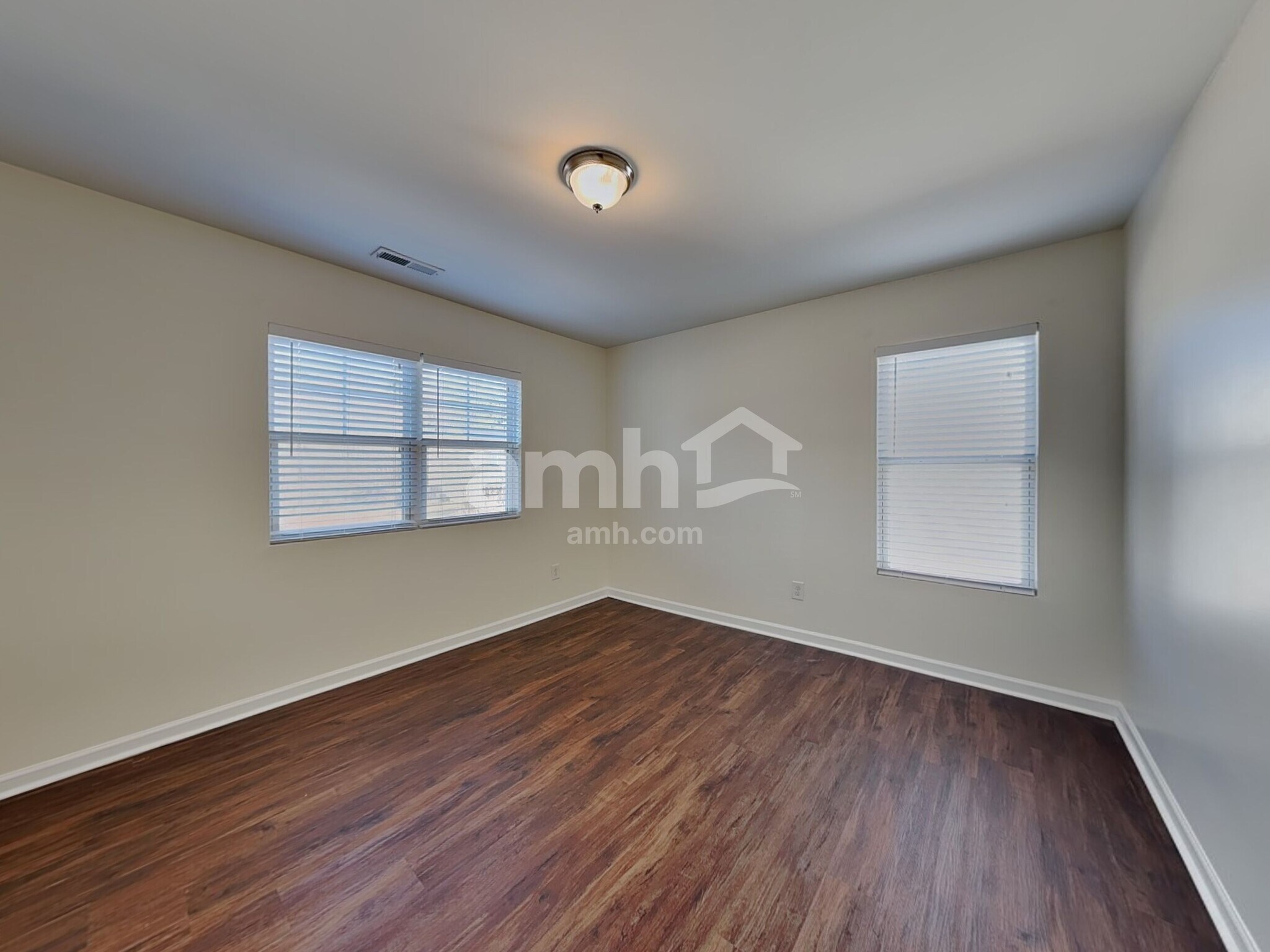 Building Photo - 250 Farrington Dr