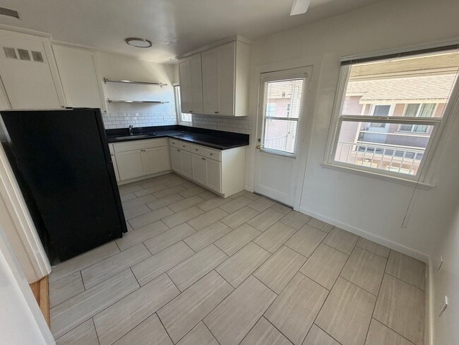 Interior Photo - w4061