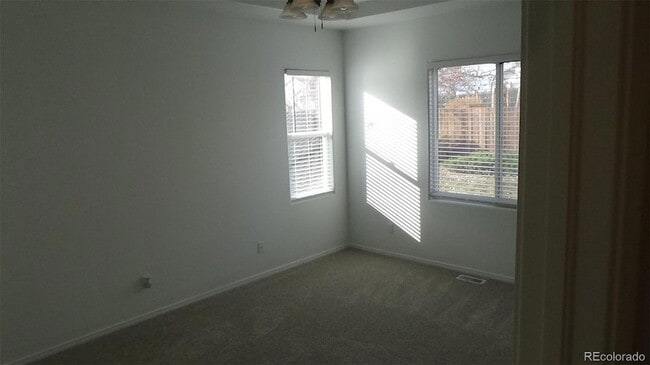 Building Photo - 6739 Summer Grace St