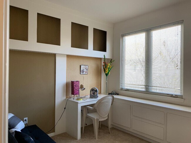 second bedroom or office with built in desk - 2947 W Riverwalk Cir