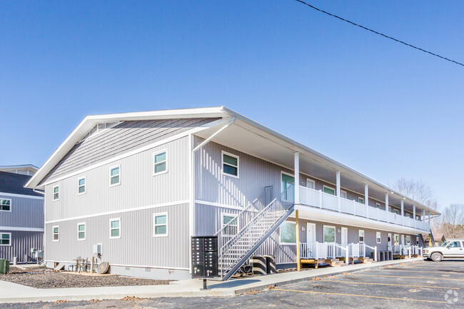 Primary Photo - Mountain Village Apartments