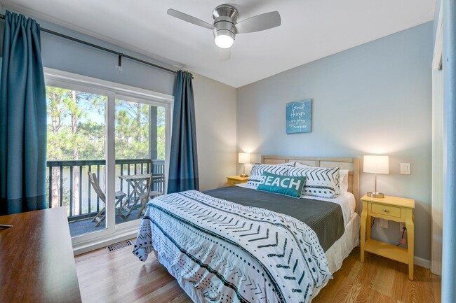 Building Photo - One of a Kind! Santa Rosa Beach Main home ...