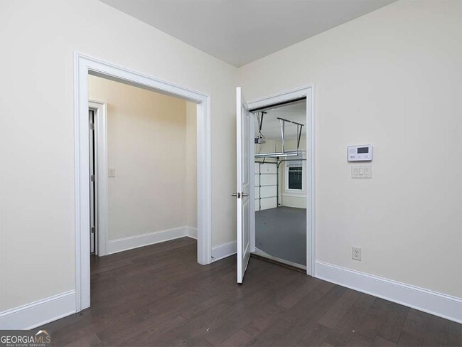 Building Photo - 3394 Bryerstone Cir SE