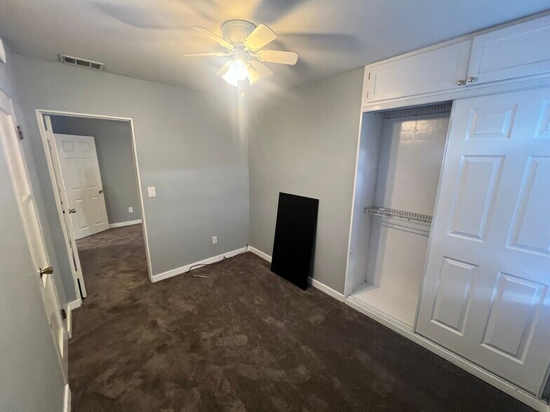 Bedroom 1 - 533 N 6th st