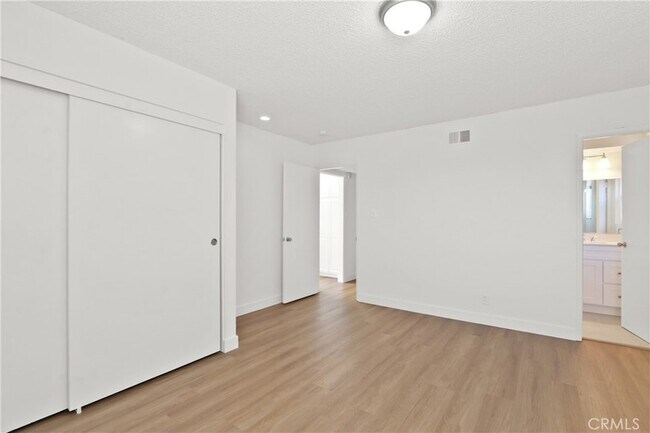 Building Photo - 2113 180th Pl