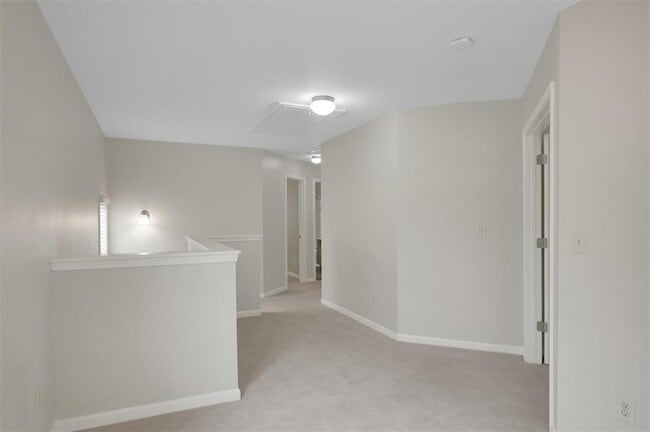 Building Photo - 212 Madison Ave