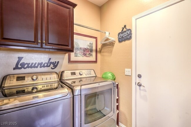 Building Photo - 3709 Corte Bella Hills Ave