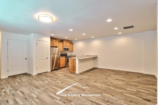 Building Photo - 76 S Drifter Loop