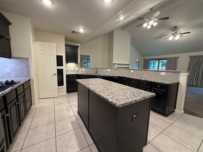 Building Photo - 7014 Limestone Cir