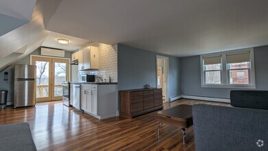 Building Photo - 3-Family in Rocky Hill