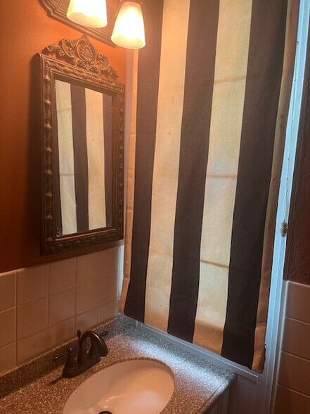 Building Photo - 201 Pensacola Beach Rd