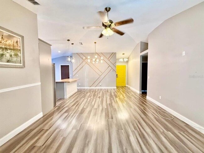 Building Photo - 8711 Busch Oaks St